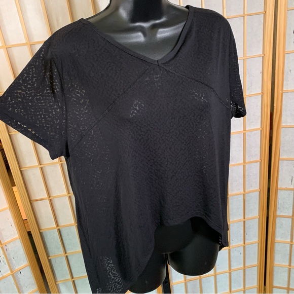 Lululemon Loop Around Short Sleeve Tee In Sheer Black - Picture 7 of 16